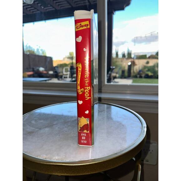 Disney’s Winnie the Pooh A Valentine For You VHS Vintage - Picture 2 of 4